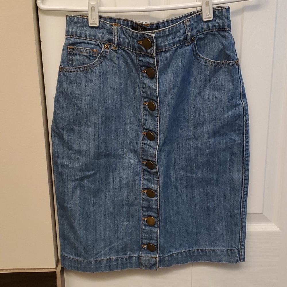 Denim skirt